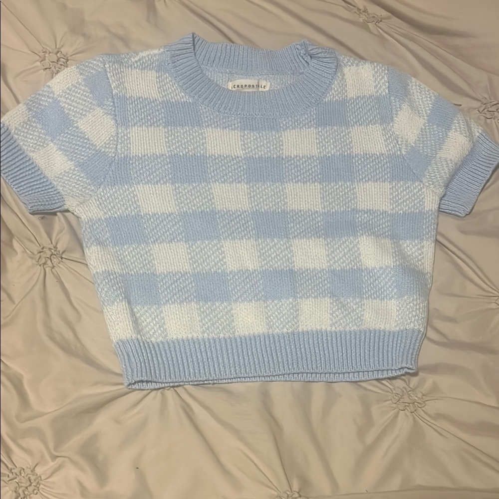 Aeropostale Blue and White Plaid Crop Top